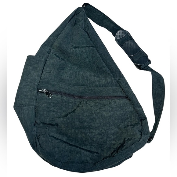 AMERIBAG Black Healthy Ergonomic Sling Backpack with Adjustable Strap - Picture 4 of 8